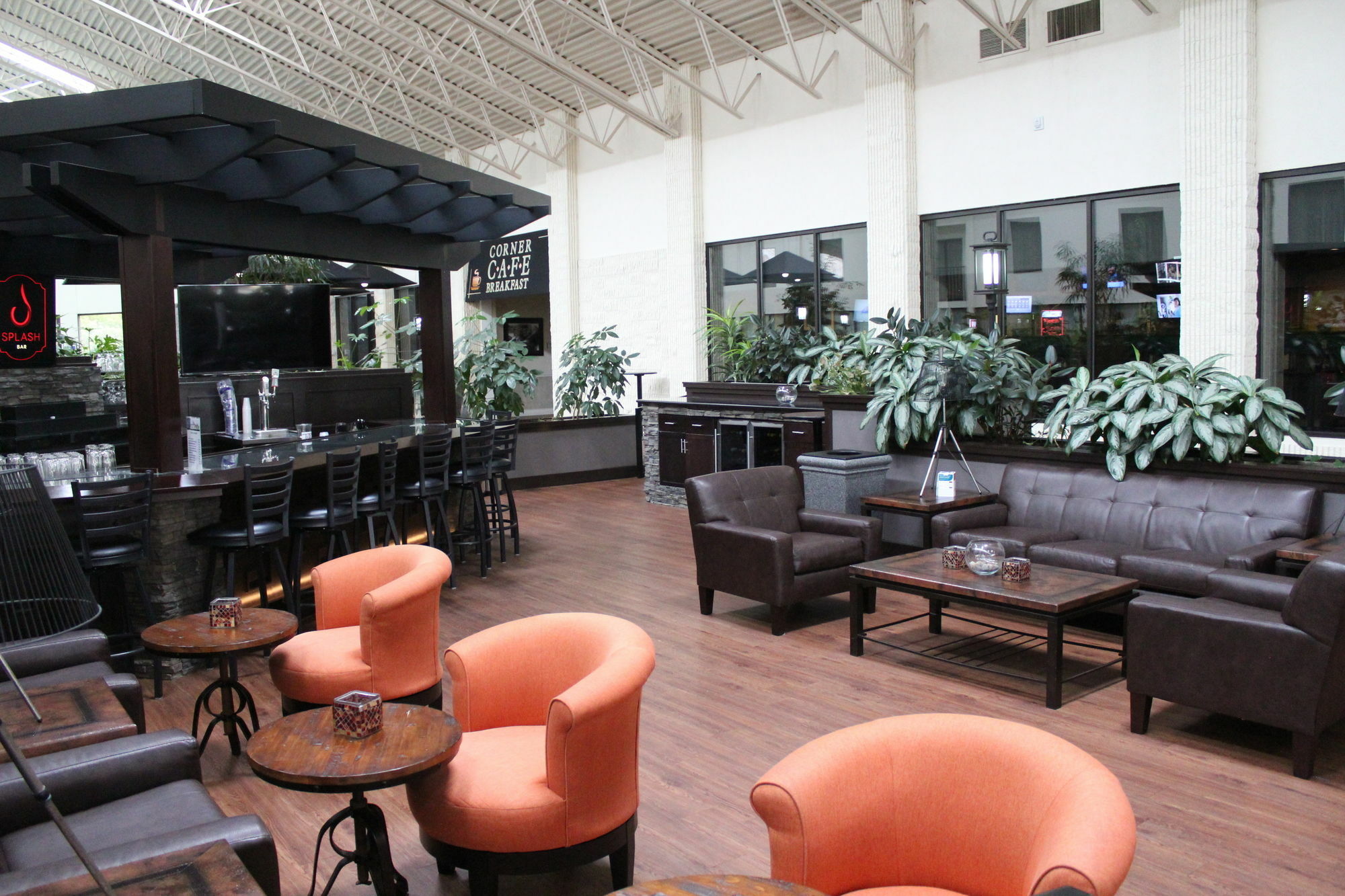 The Atrium Hotel On Third Quincy Exterior photo